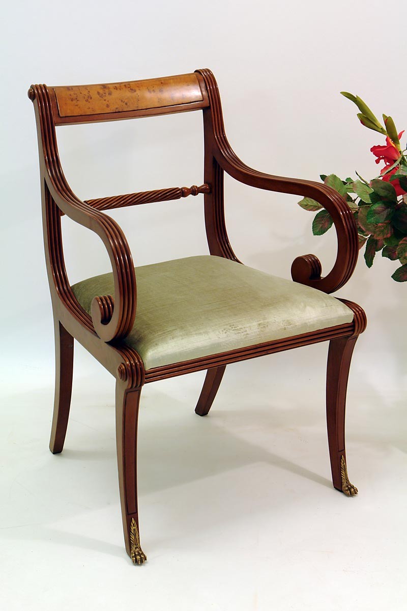 Stuhl mit Armlehne aus Mahagoni im englischen Stil Sitzmöbel Stühle