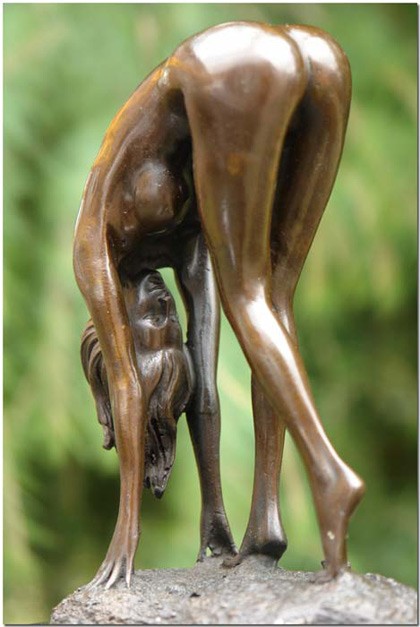 Bronze Figur Frauenakt erotisch auf edlem Marmorsockel (2021) | eBay