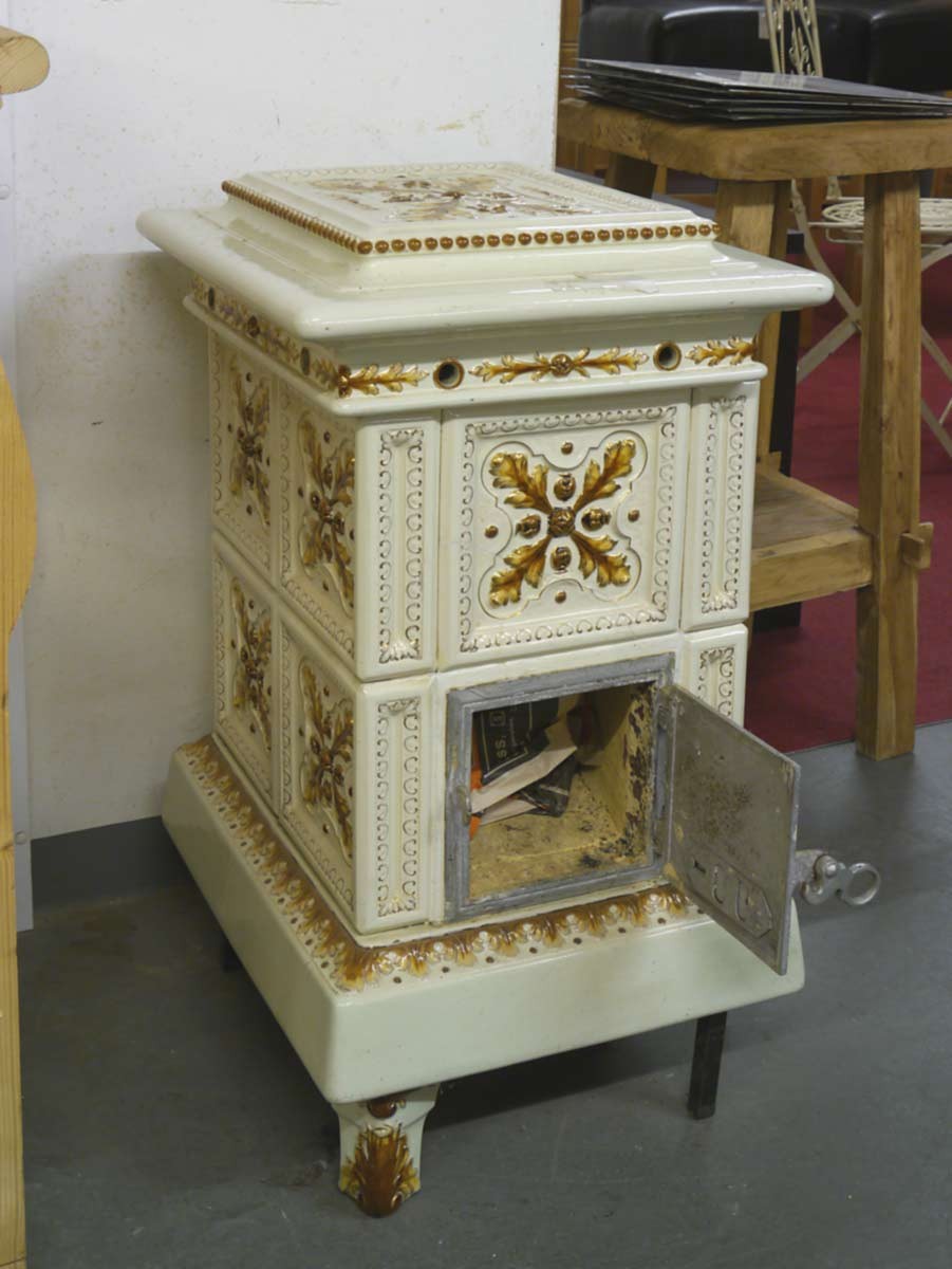 Ofen Kamin Kachelofen Antik in Creme-weiß (2546) | eBay