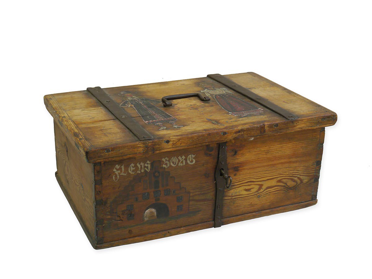 Holzkiste Kiste Truhe mit Eisenbeschlägen abschließbar (3909) | eBay